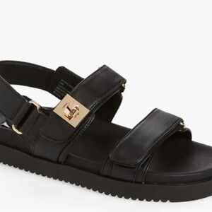 Steve Madden Mona Strappy Black Leather Sandals Gold Accent Size 8.5